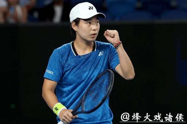 中国“金花”白卓璇获澳网正赛首胜 下一轮将迎战萨巴伦卡 中国“金花”白卓璇获澳网正赛首胜 下一轮将迎战萨巴伦卡