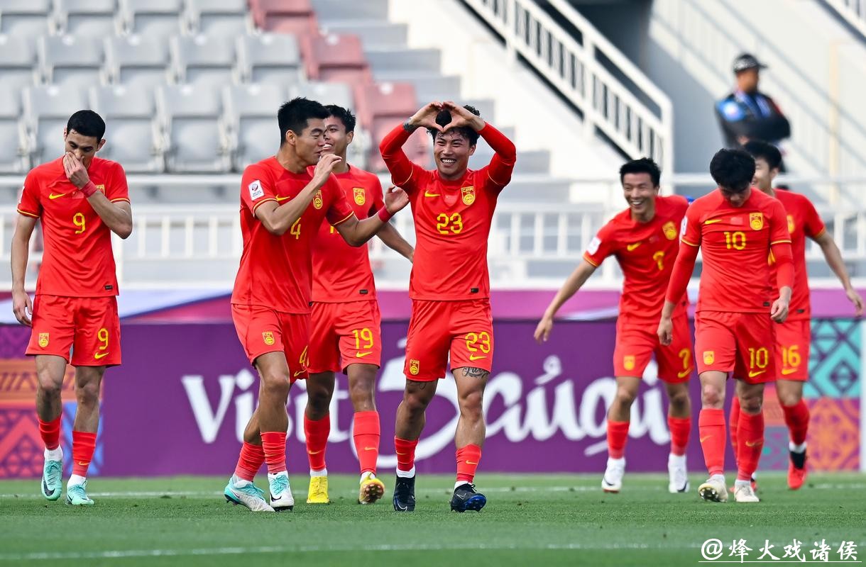 中国男足国字号队伍22年首次打入洲际大赛决赛，中国队本周六晚冲击U23亚洲杯冠军